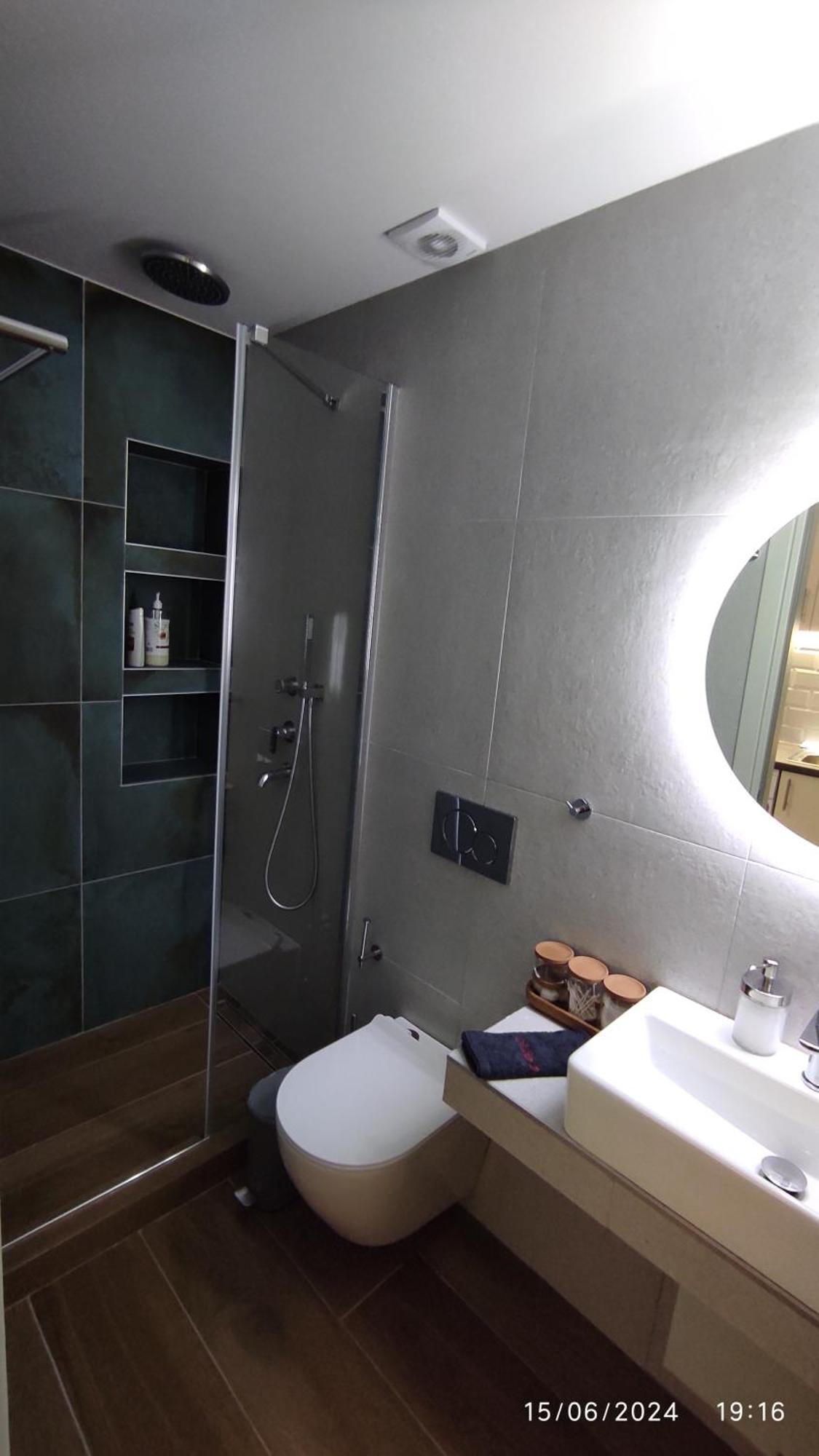 Aphrodite's Refuge Apartment *
